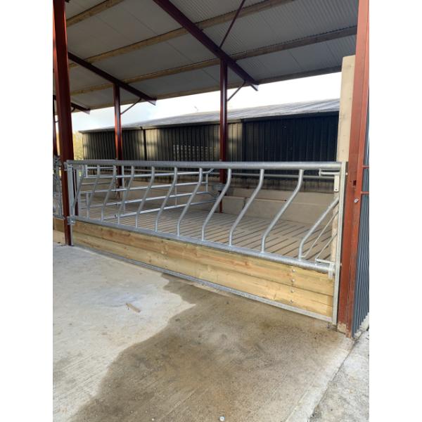 Timber Feed Barrier Gate Standard 76mm 4.58M