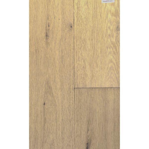 Mountain Peak Oak Laminate Flooring (2.59 S/Y)