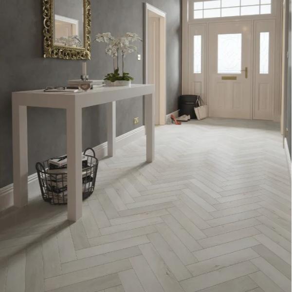 Canadia Icelandic Oak Herringbone 12mm AC4 Laminate Flooring 12x90x450mm (1.74 S/Y)