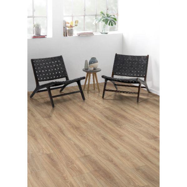 Bardolino Oak 8mm Laminate Flooring EPL035 (2.38S/Y)