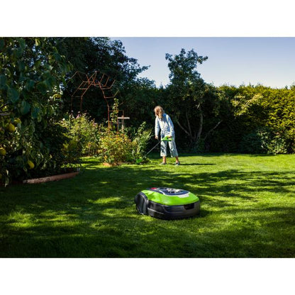 Greenworks 1500m2 Robotic Lawnmower