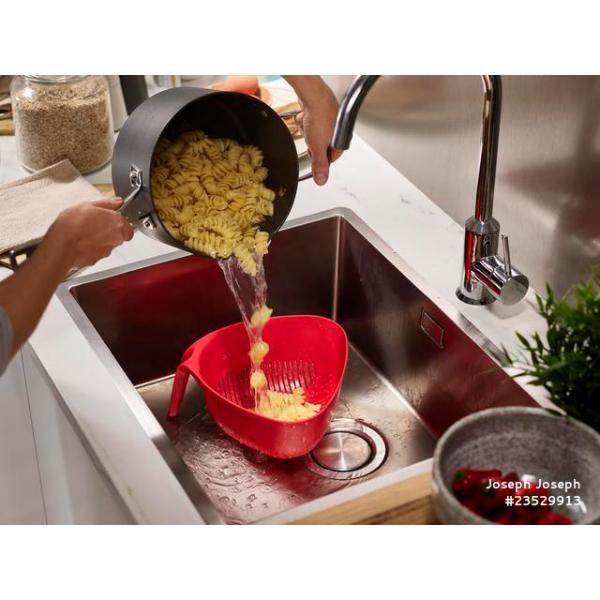 JJ DUO Triangular Colander - Red