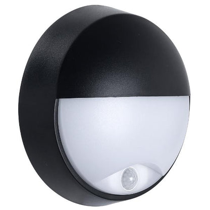 Luceco Eco Round Bulkhead Eyelid PIR IP54 400 Lumens 10 Watt 4000k Supplied Black &amp; White Trim