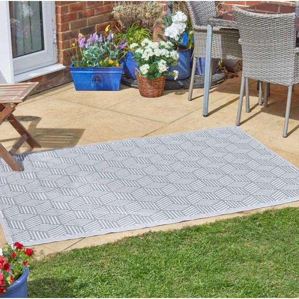 Smart Garden Outside In Designs Alfresco Outdoor Rug - Illusion - Slate - 120 X 180cm